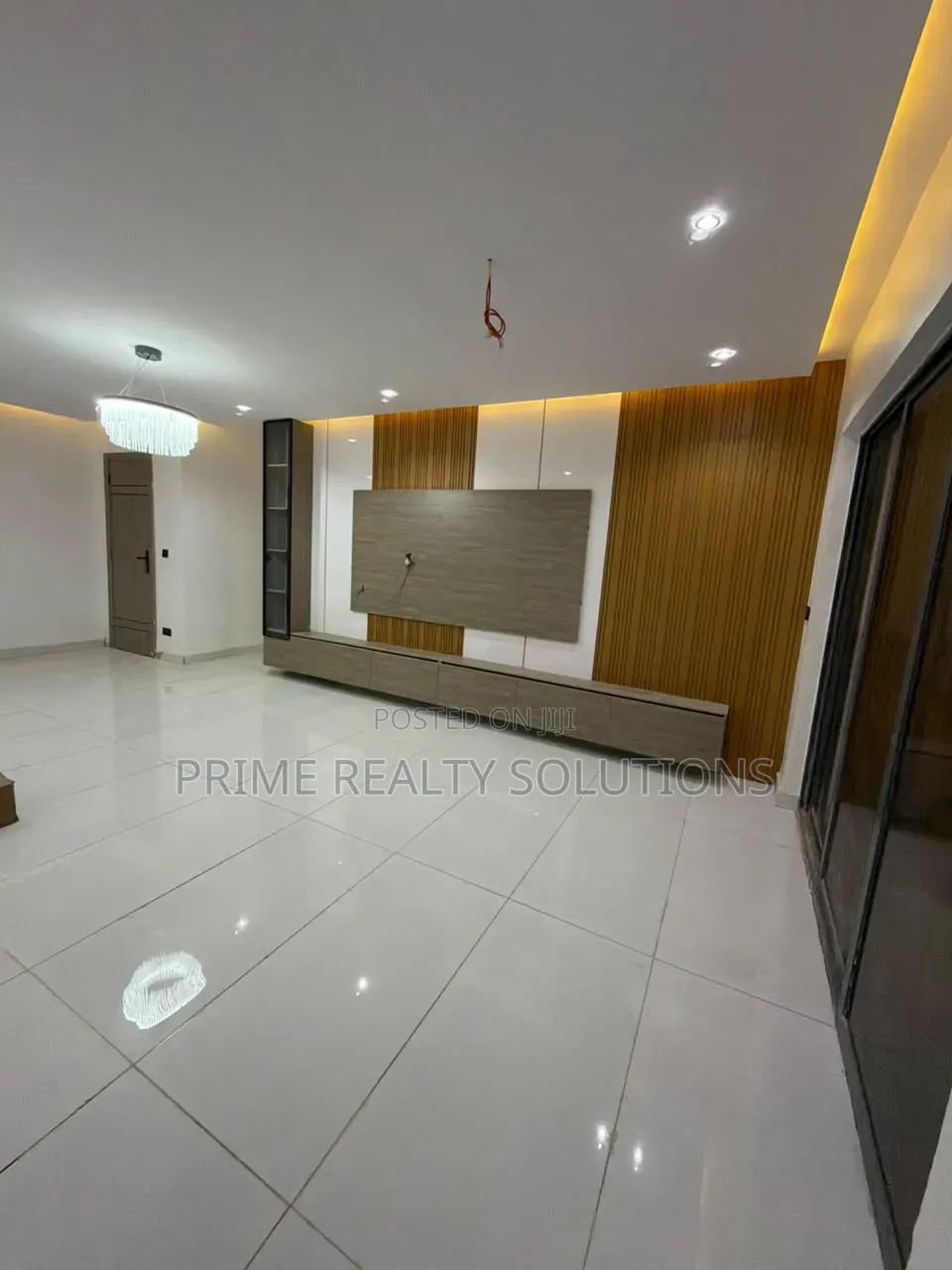 3bdrm Apartment in Banana Island for rent