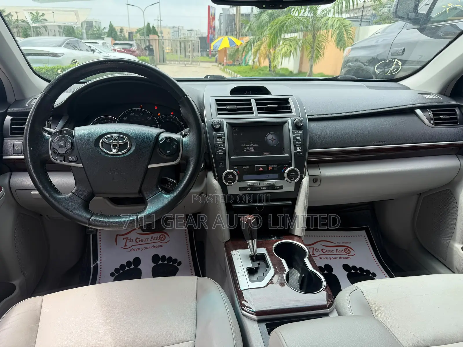 Toyota Camry XLE 4dr Sedan (2.5L 4cyl 6A) 2013 Blue