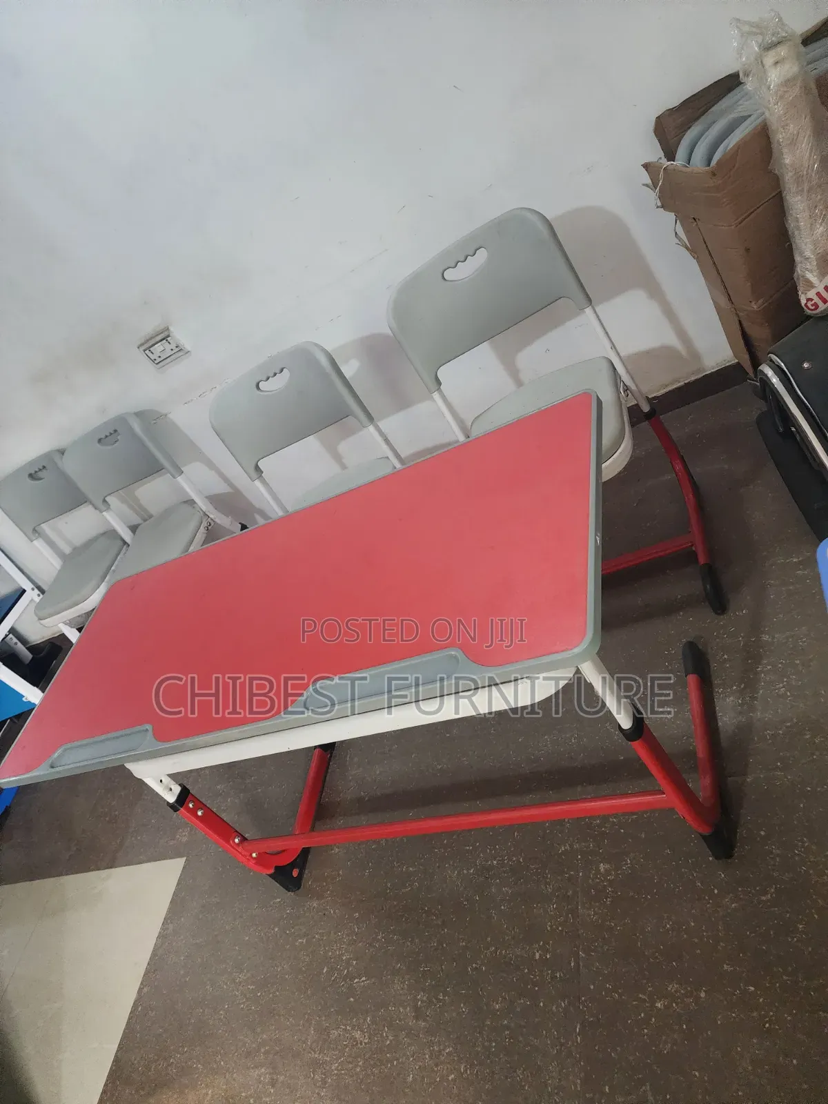 High Quality Executive Reading Desk.