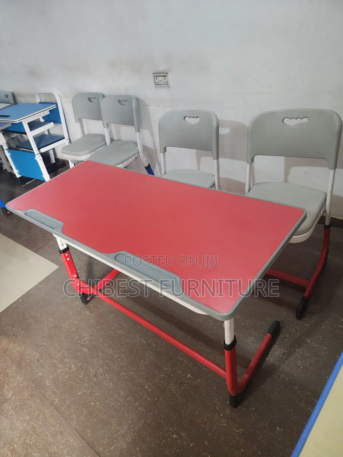 High Quality Executive Reading Desk.