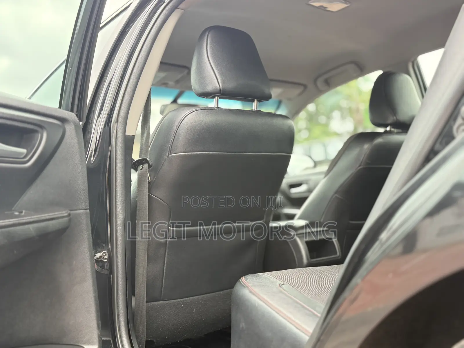 Toyota Camry SE 4dr Sedan (2.5L 4cyl 6A) 2016 Black