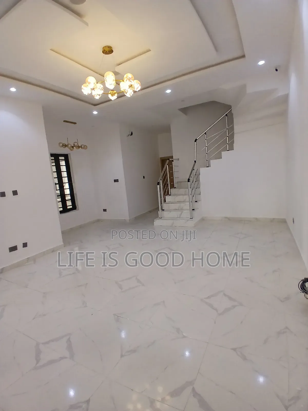 4bdrm Duplex in Vegas Estate, Chevron for rent