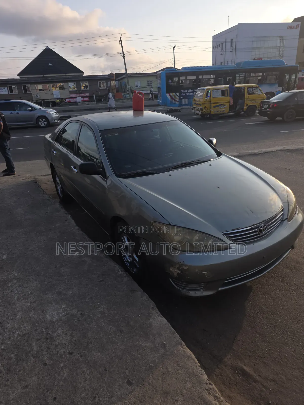 Toyota Camry SE 4dr Sedan (2.4L 4cyl 5A) 2006 Gray