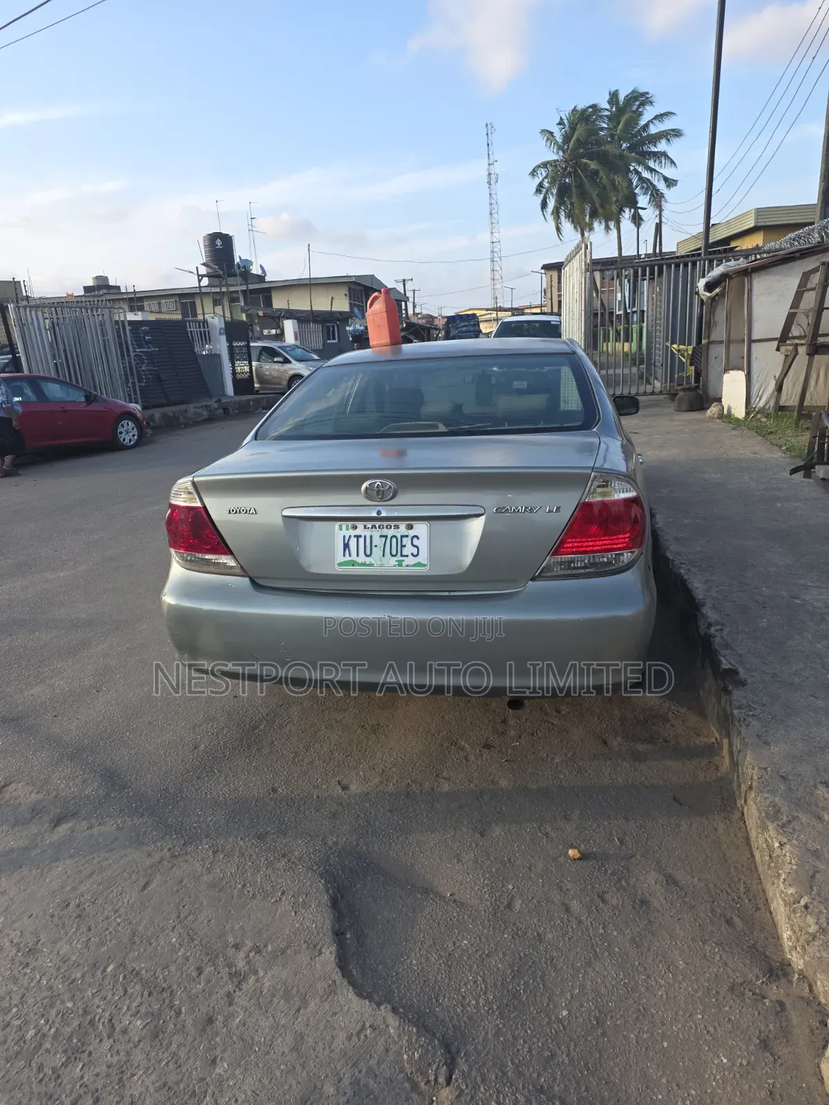Toyota Camry SE 4dr Sedan (2.4L 4cyl 5A) 2006 Gray