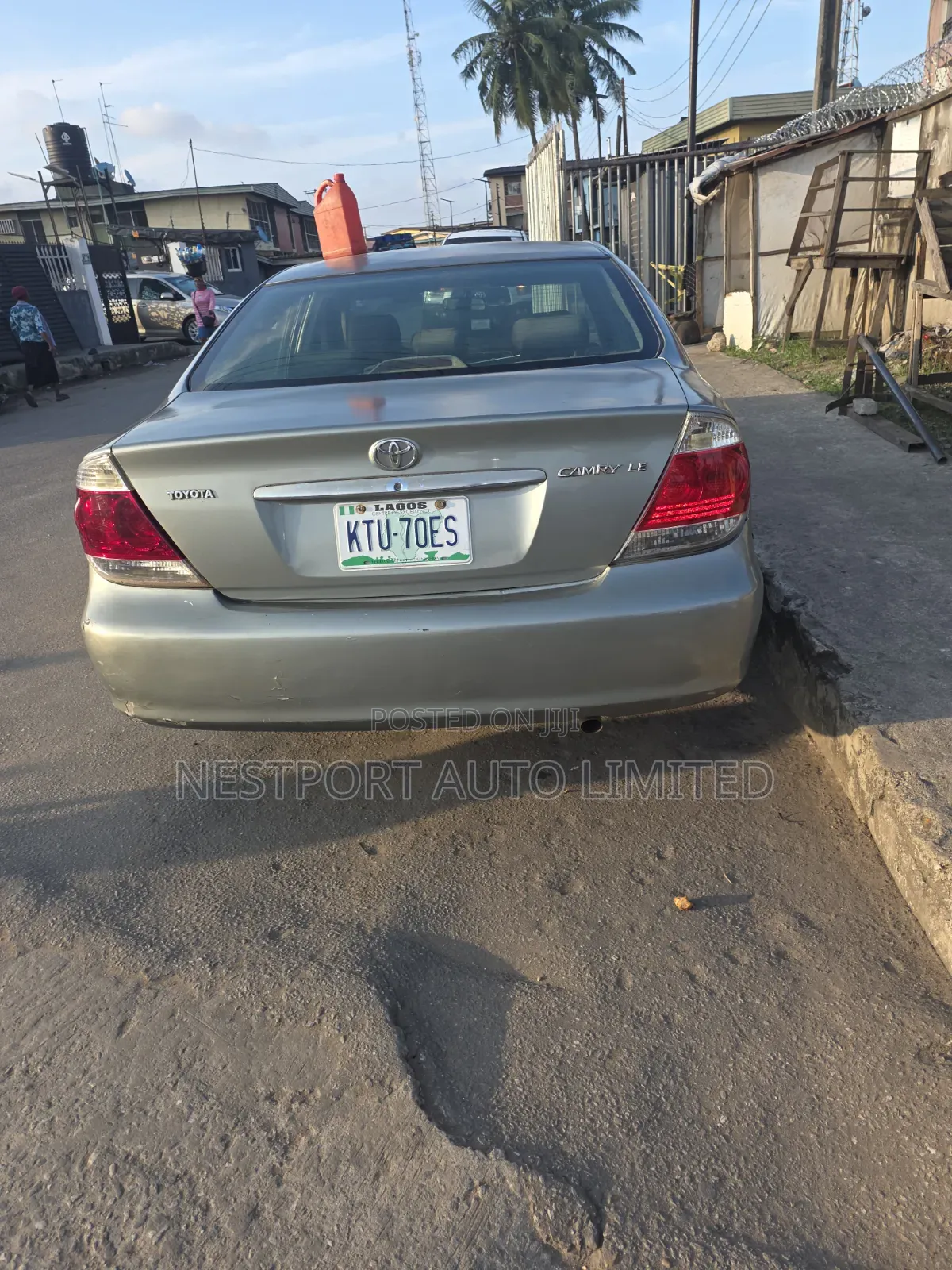Toyota Camry SE 4dr Sedan (2.4L 4cyl 5A) 2006 Gray