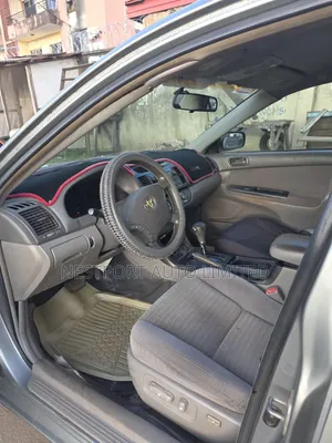Toyota Camry SE 4dr Sedan (2.4L 4cyl 5A) 2006 Gray