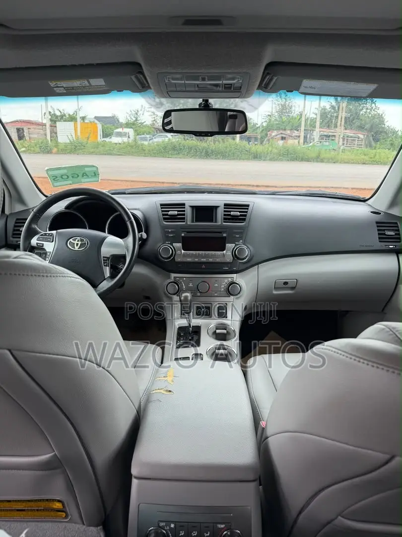Toyota Highlander 2013 Gray