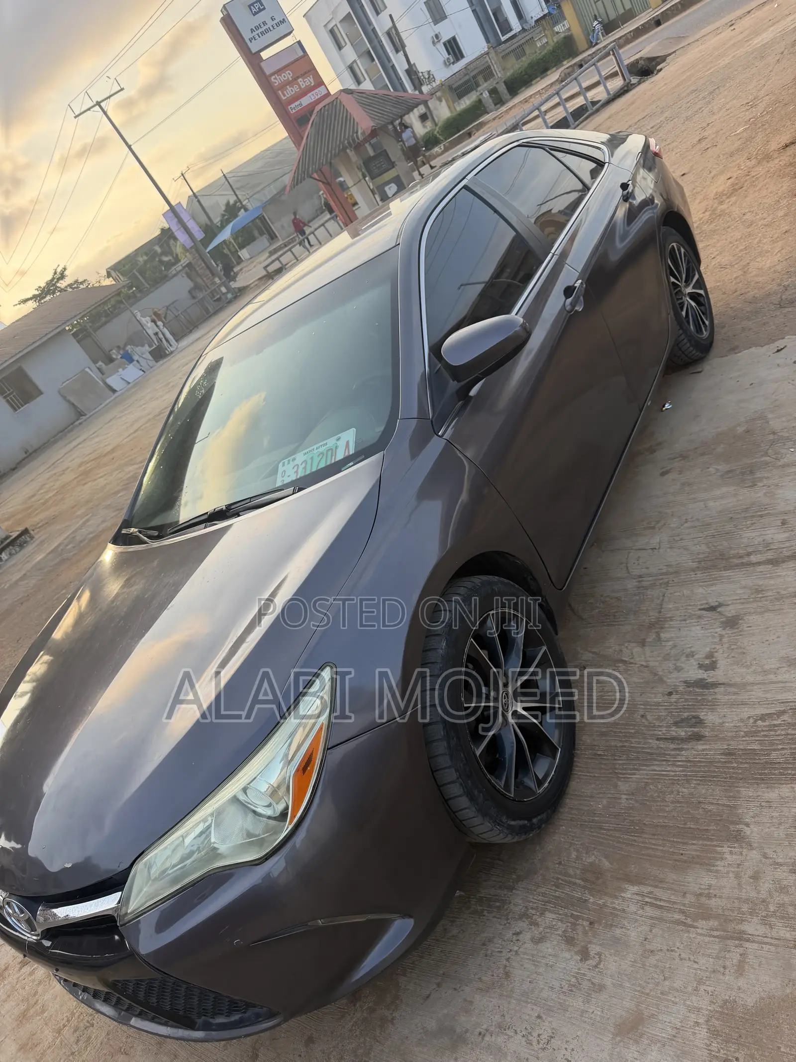 Toyota Camry XSE 4dr Sedan (2.5L 4cyl 6A) 2015 Gray