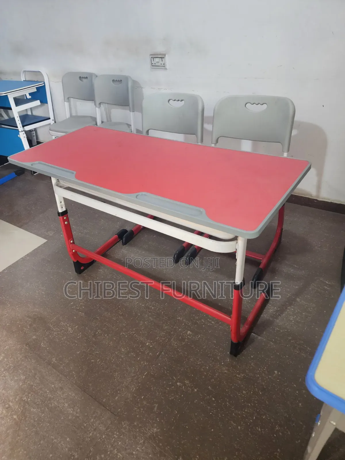 High Quality Wooden Two-in-One Reading Desk.
