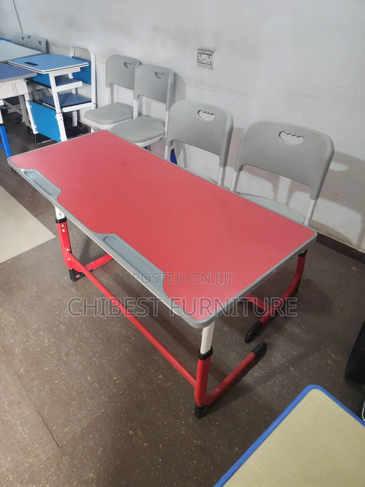 High Quality Wooden Two-in-One Reading Desk.