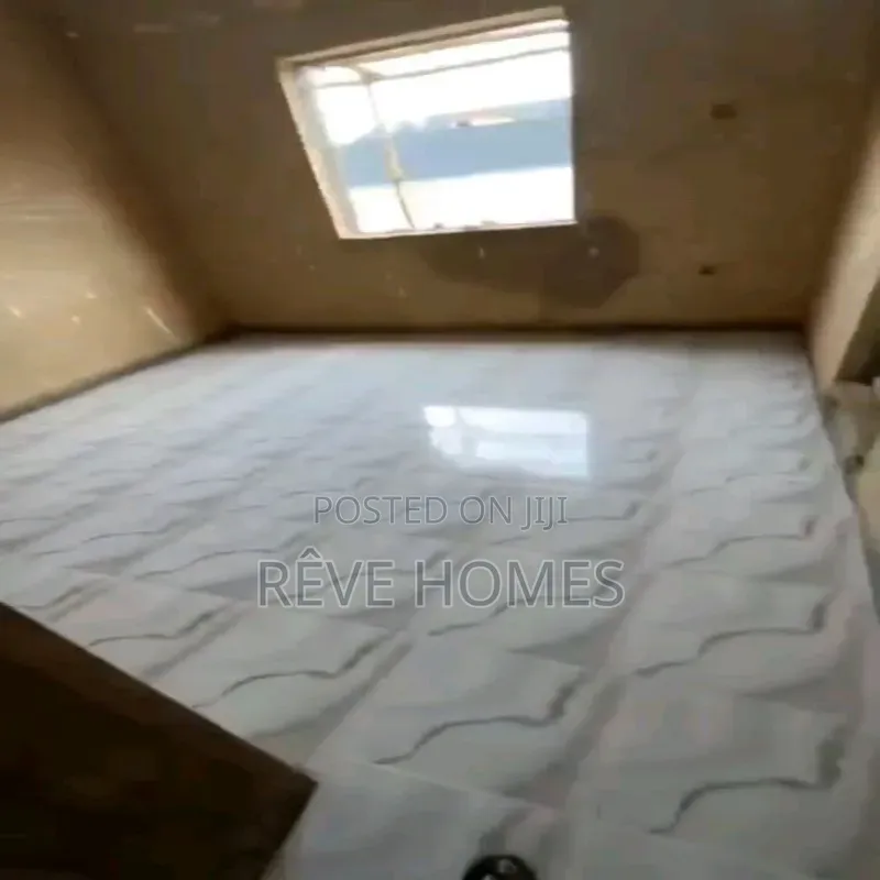 Mini Flat in Fadeyi for rent