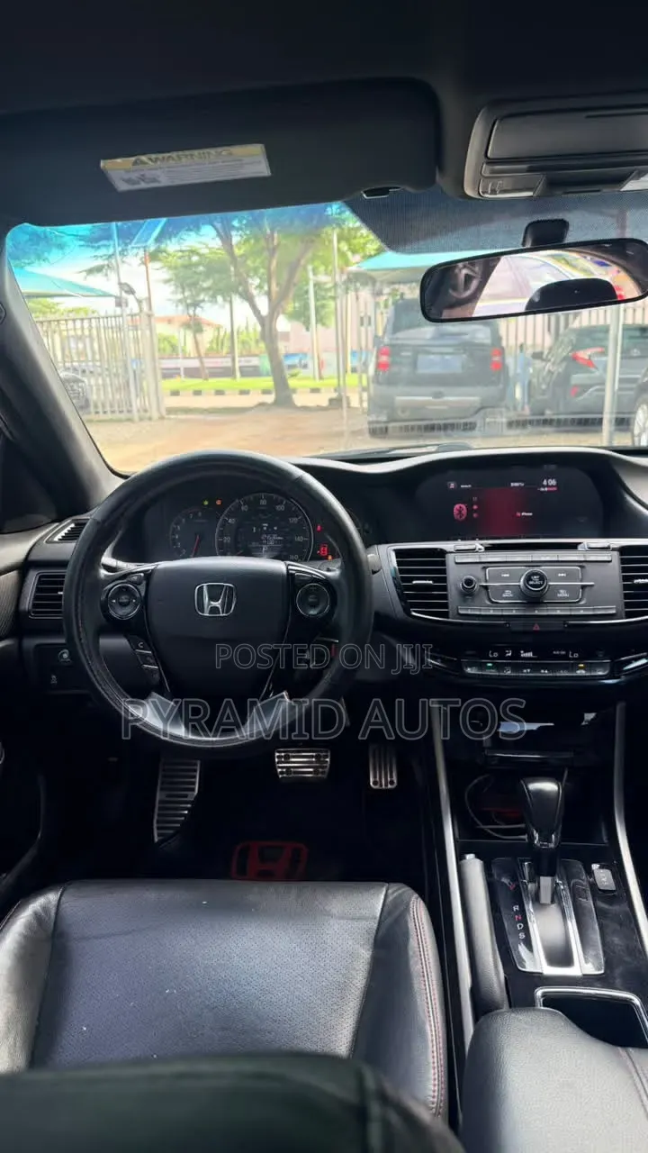 Honda Accord 2018 Gray
