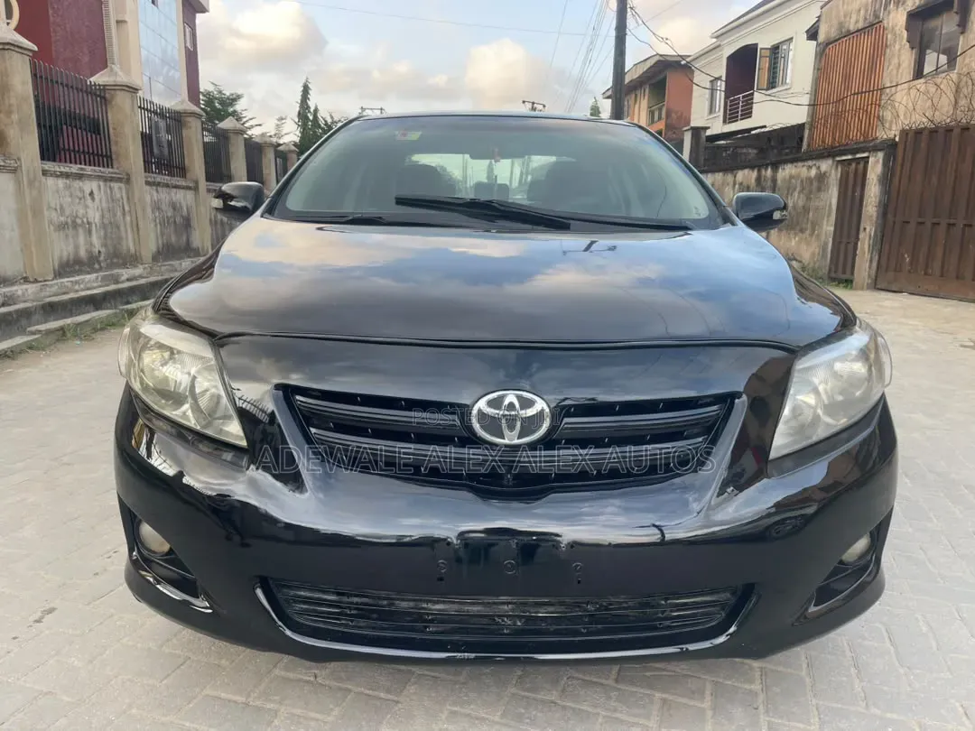 Toyota Corolla 2009 Black