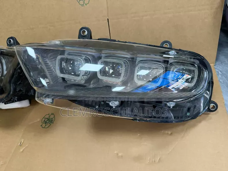High Quality Certified Complete Brand New Head Lamp BUGATTI Chiron