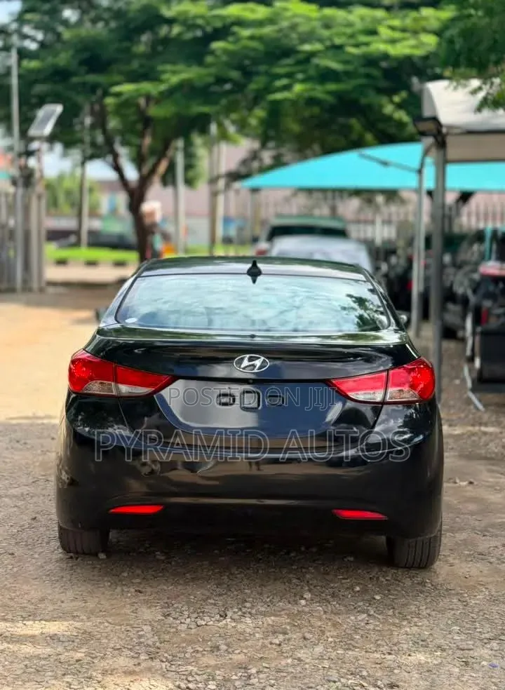 Hyundai Elantra 2014 Black