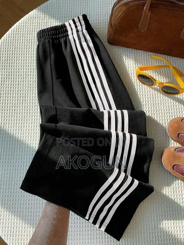 Unisex 3-Stripes Baggy Track Pants - Streetwear Joggers