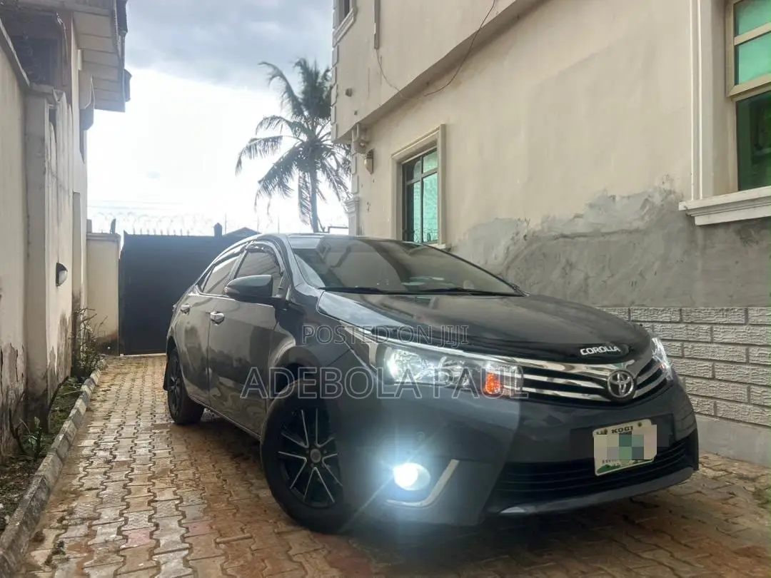 Toyota Corolla 2014 Gray
