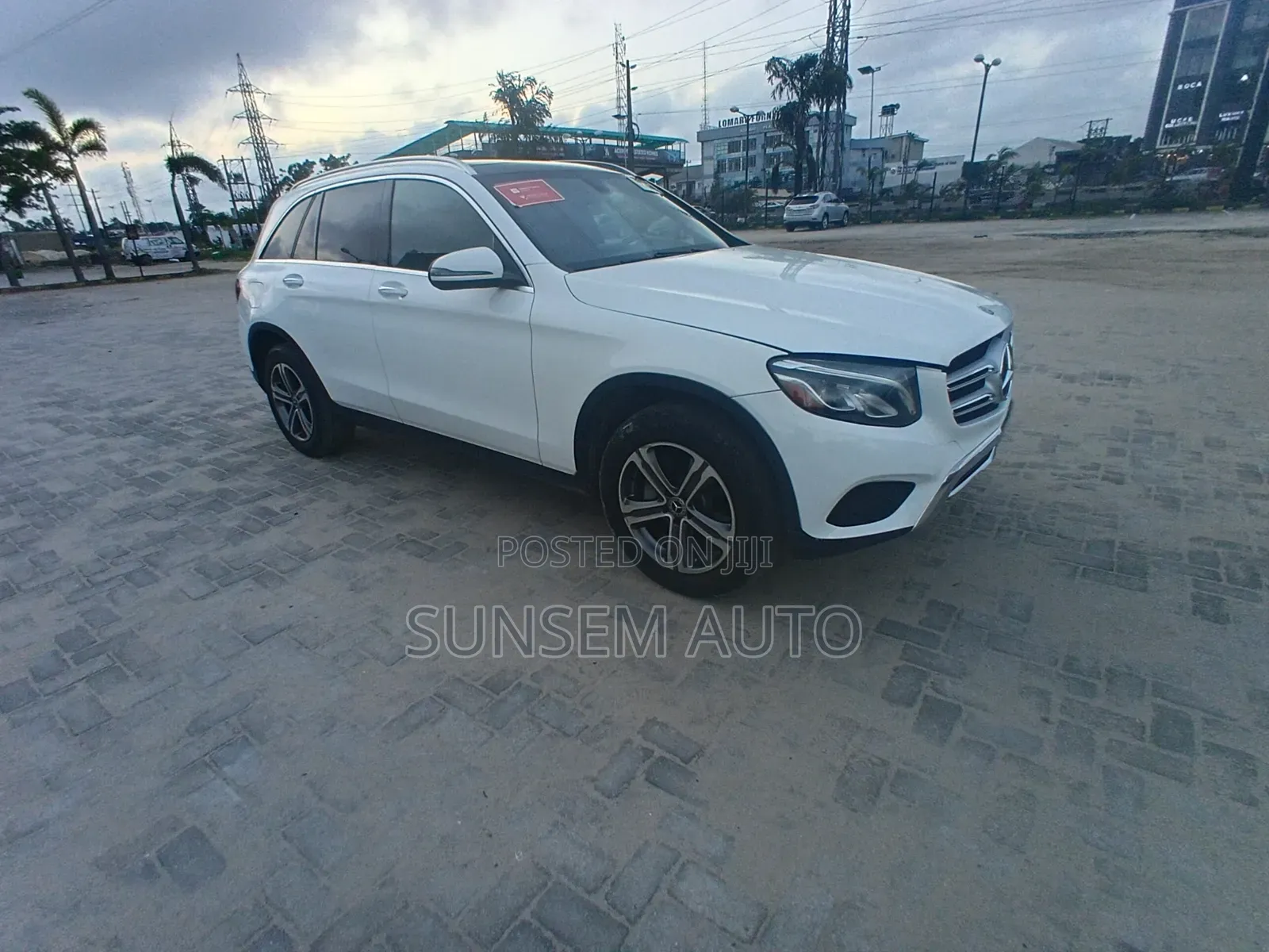 Mercedes-Benz GLC-Class 2017 White