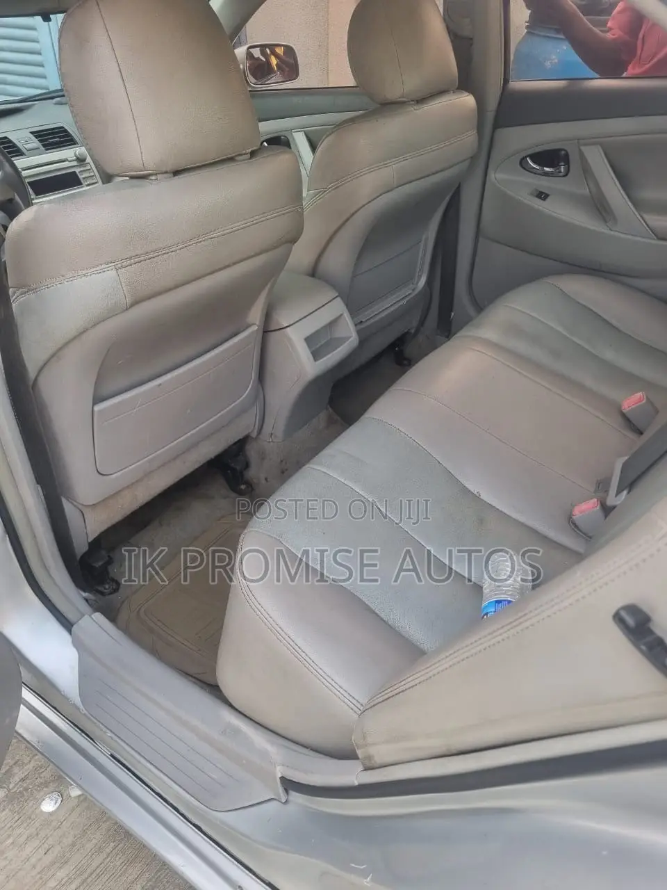 Toyota Camry 2010 Silver