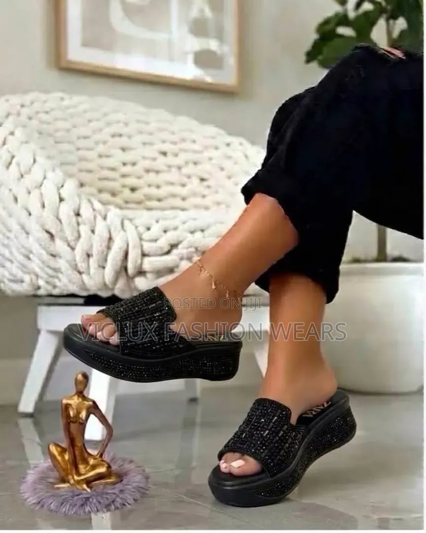 Ladies High Quality Wedge Slippers