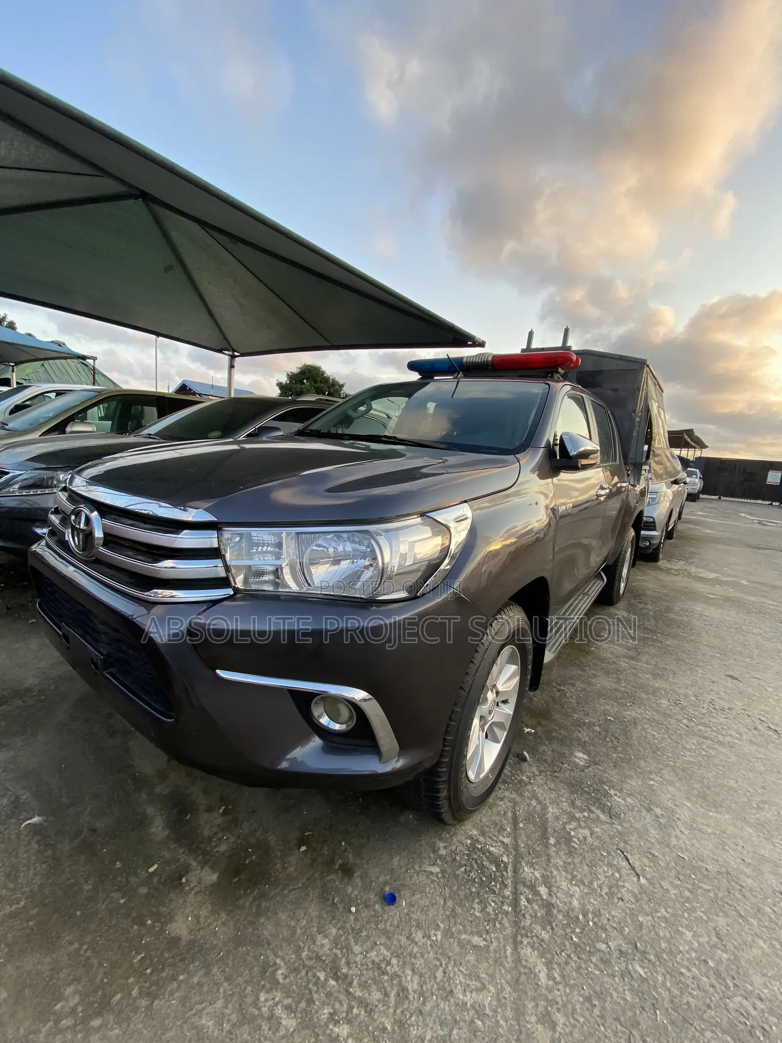 Toyota Hilux 2018 Gray