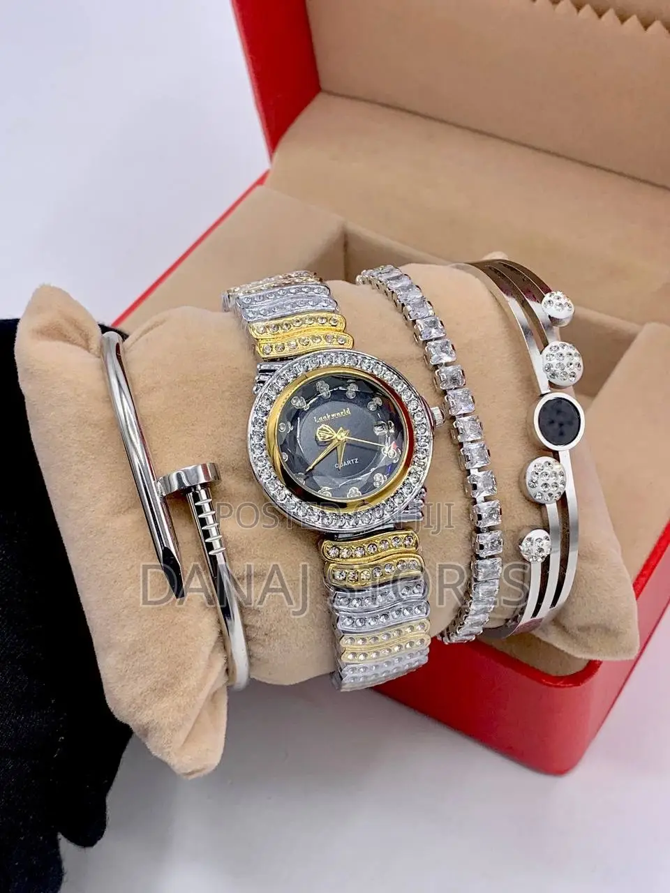 Affordable Lookworld Female Watch Set
