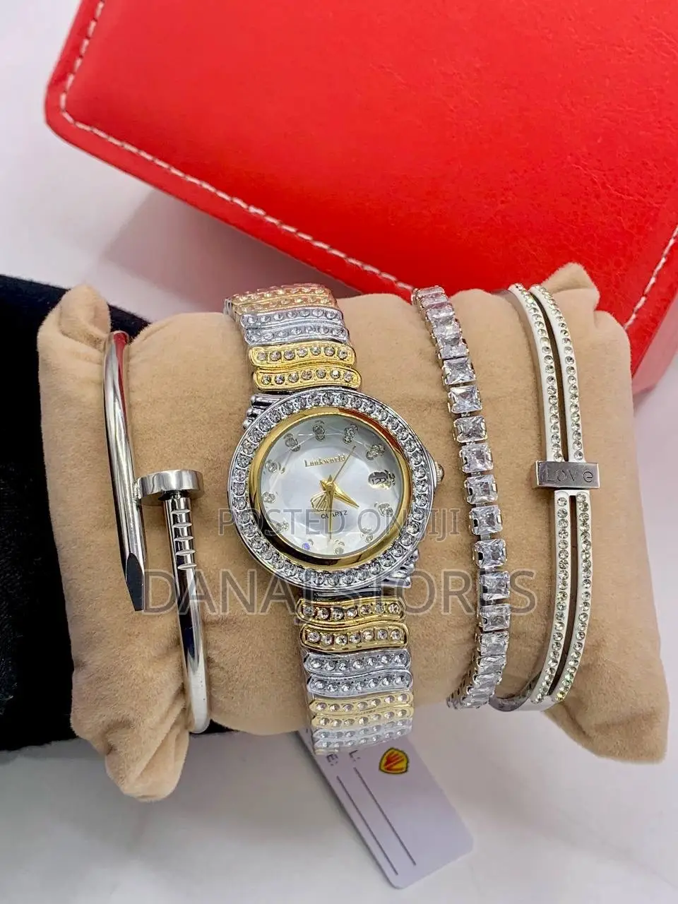 Affordable Lookworld Female Watch Set
