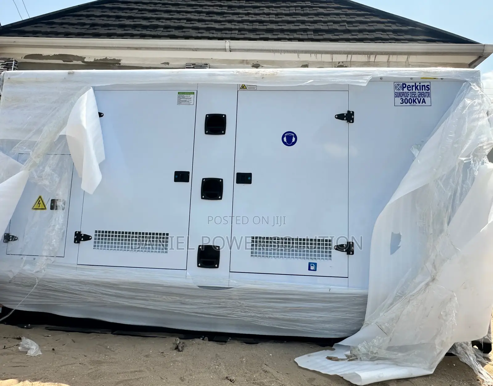 300kva Perkins Sp-300 Soundproof Diesel Generator