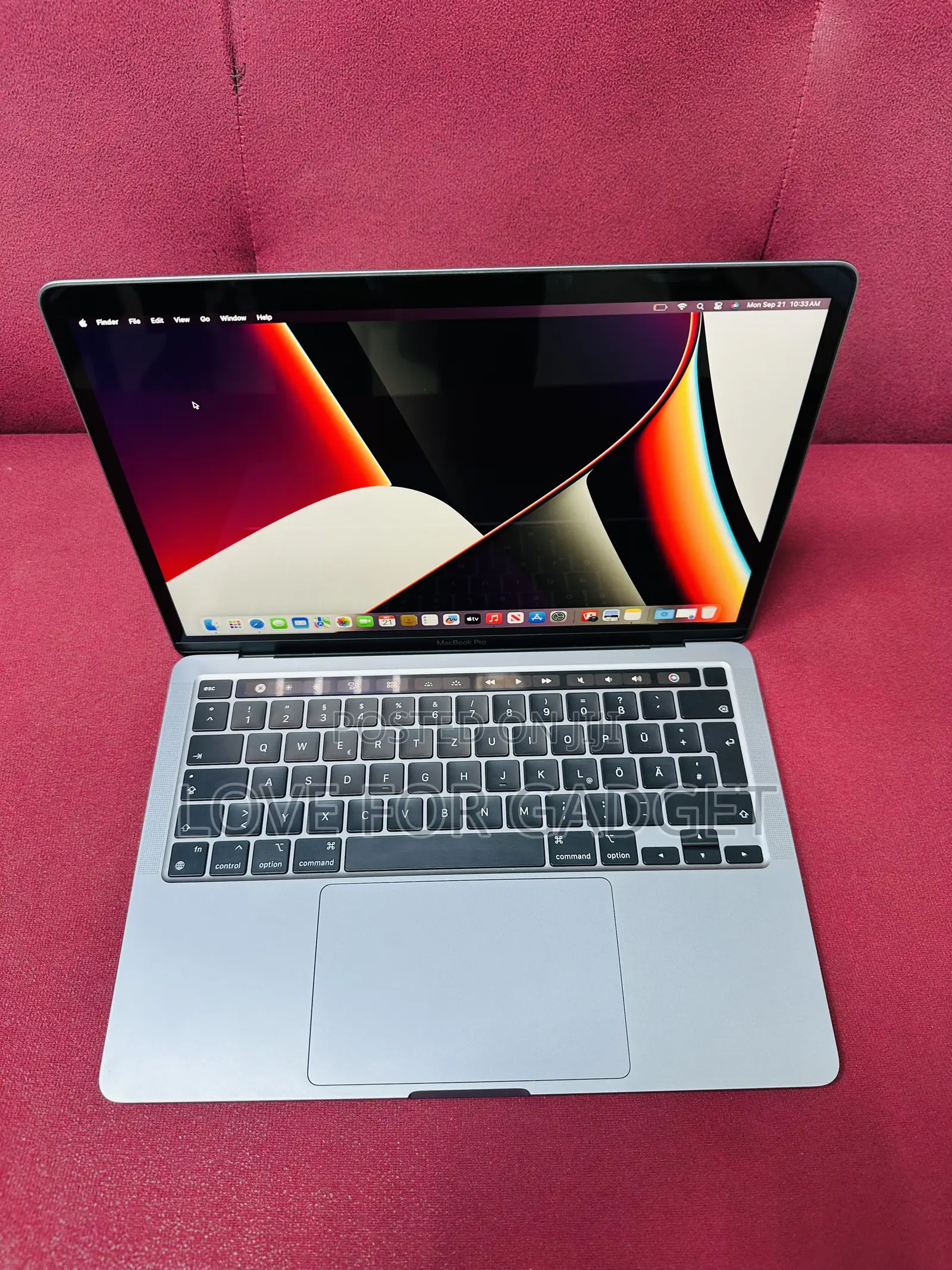 Laptop Apple MacBook Pro 2020 M1 8GB Apple M1 SSD 256GB