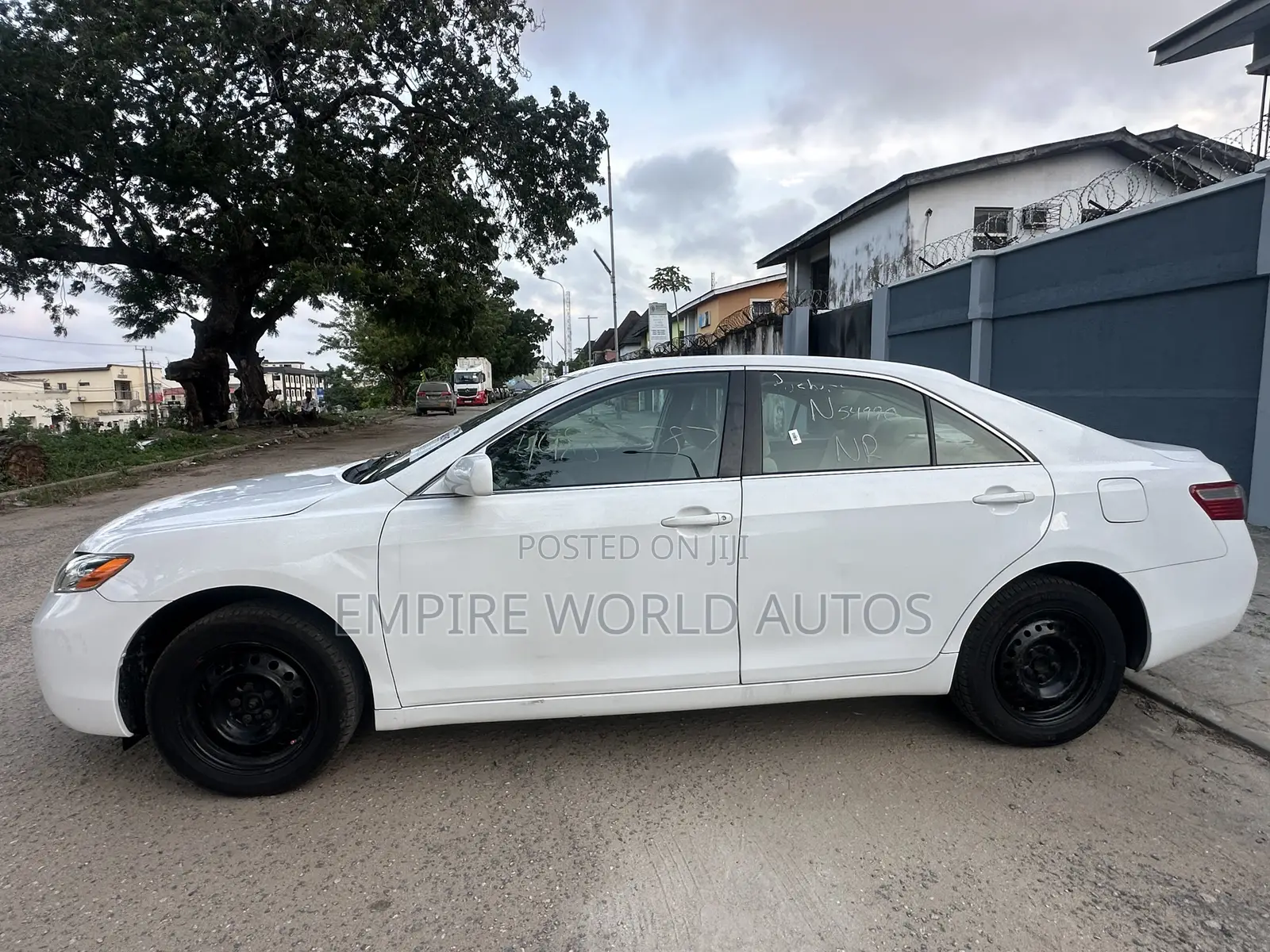 Toyota Camry 2.4 LE 2008 White