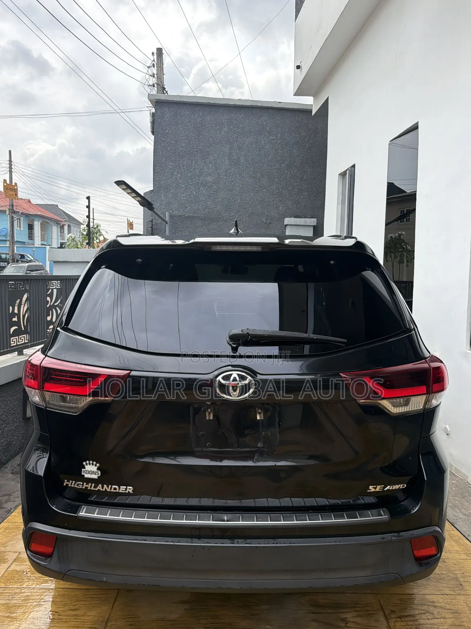 Toyota Highlander SE 2019 Black
