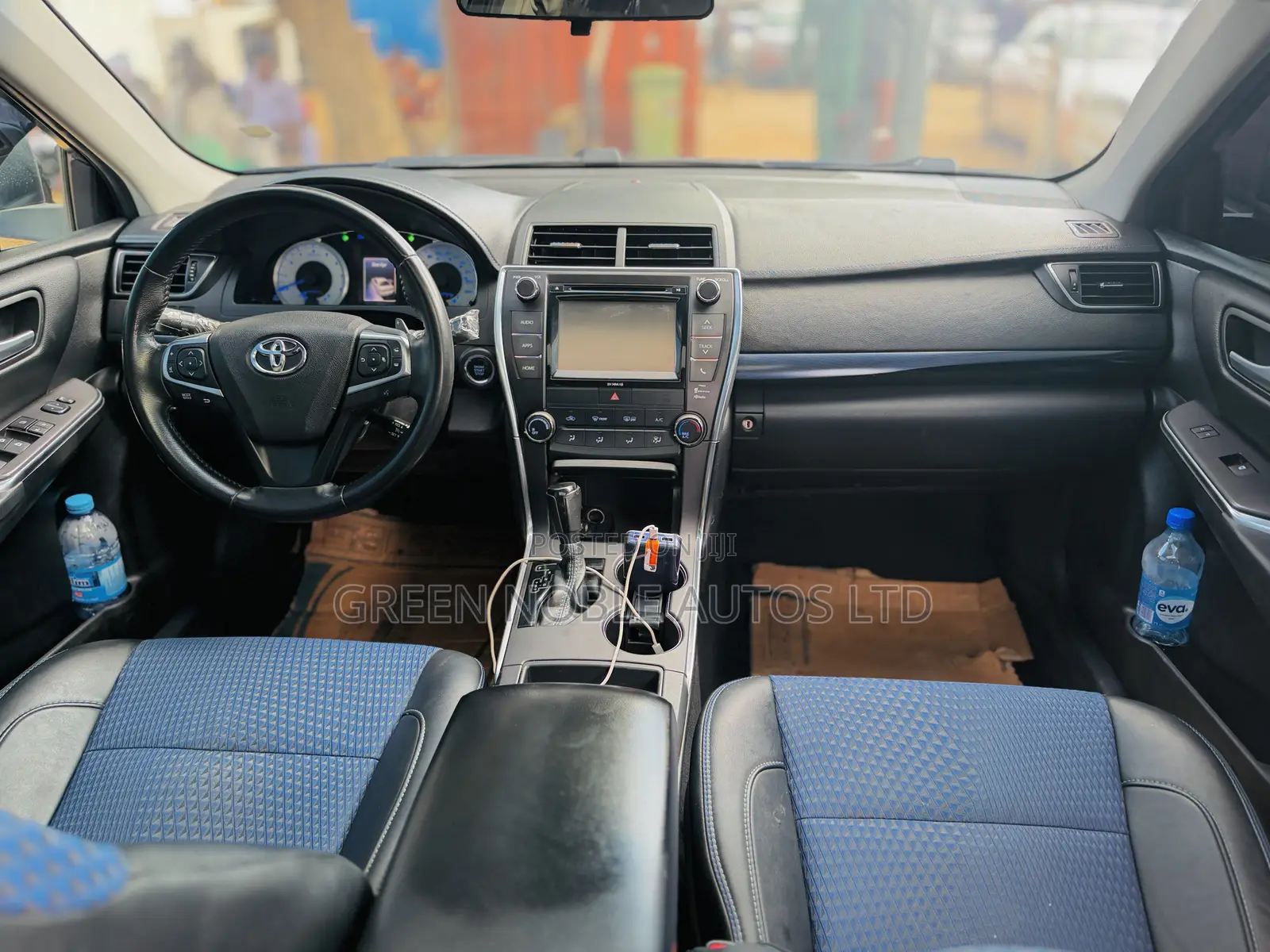 Toyota Camry SE w/Special Edition Pkg (2.5L 4cyl 6A) 2016 Blue