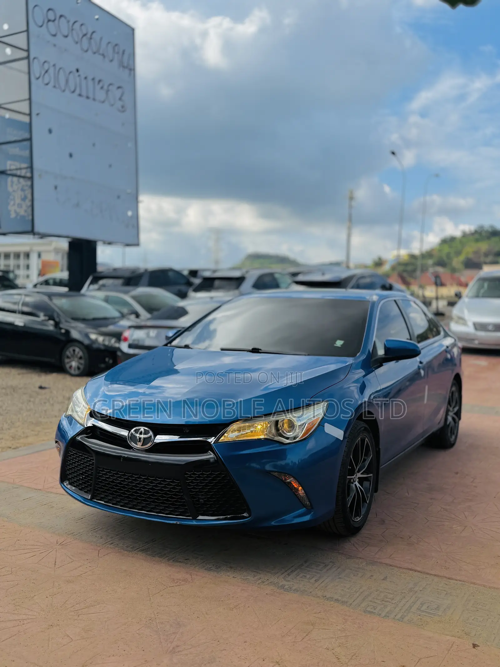 Toyota Camry SE w/Special Edition Pkg (2.5L 4cyl 6A) 2016 Blue