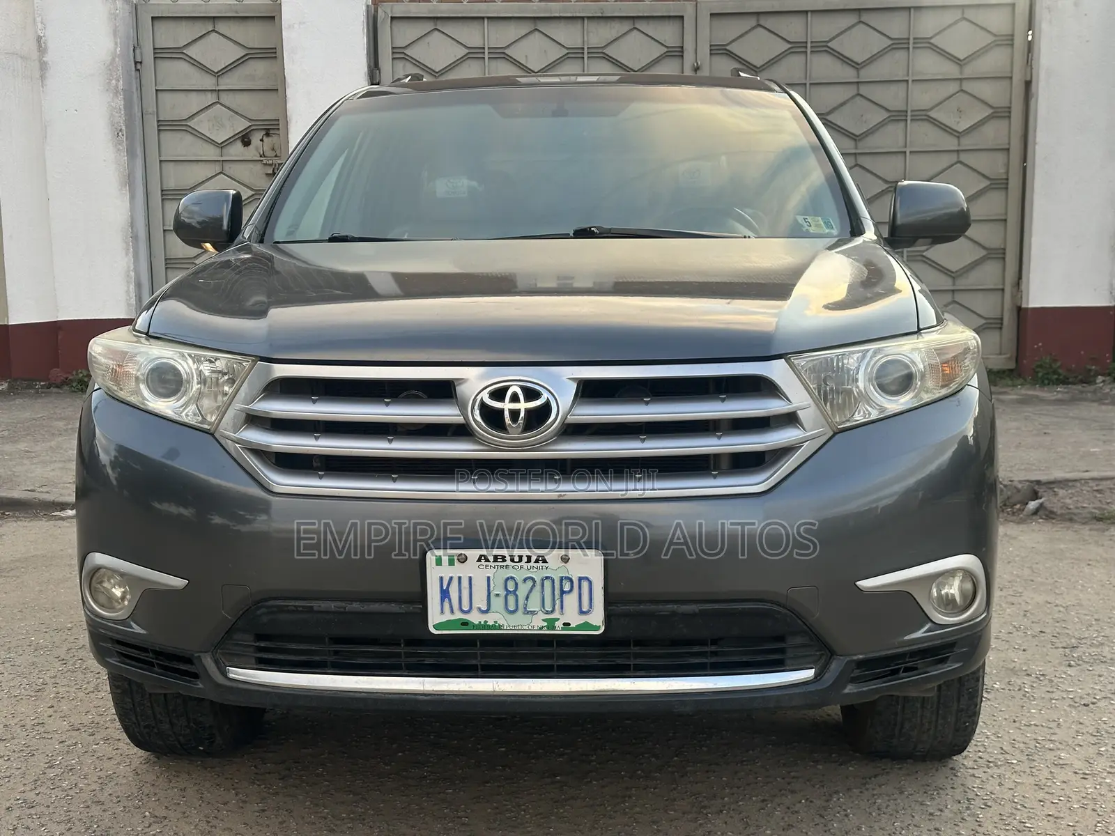 Toyota Highlander Limited 2012 Gray