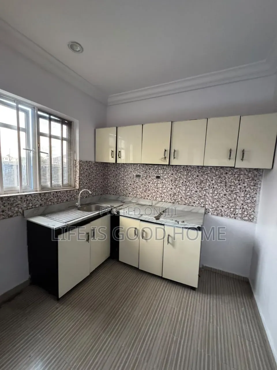 2bdrm Apartment in Grace Land Estate, Igbo-efon for rent