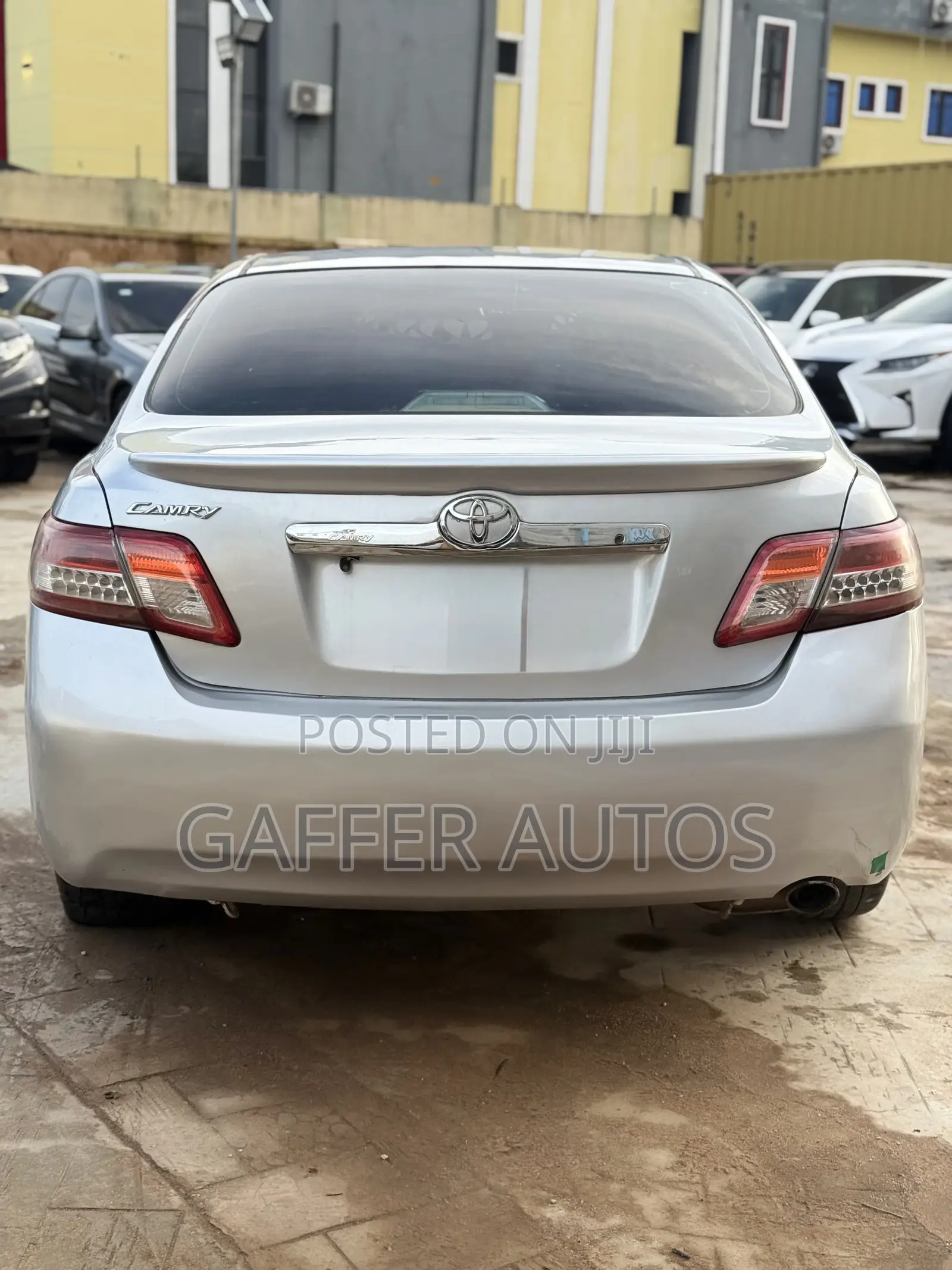Toyota Camry XLE 4dr Sedan (2.4 4cyl 5A) 2008 Silver