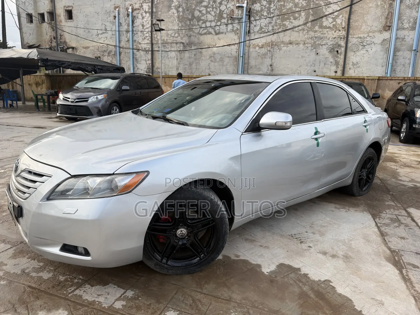 Toyota Camry XLE 4dr Sedan (2.4 4cyl 5A) 2008 Silver