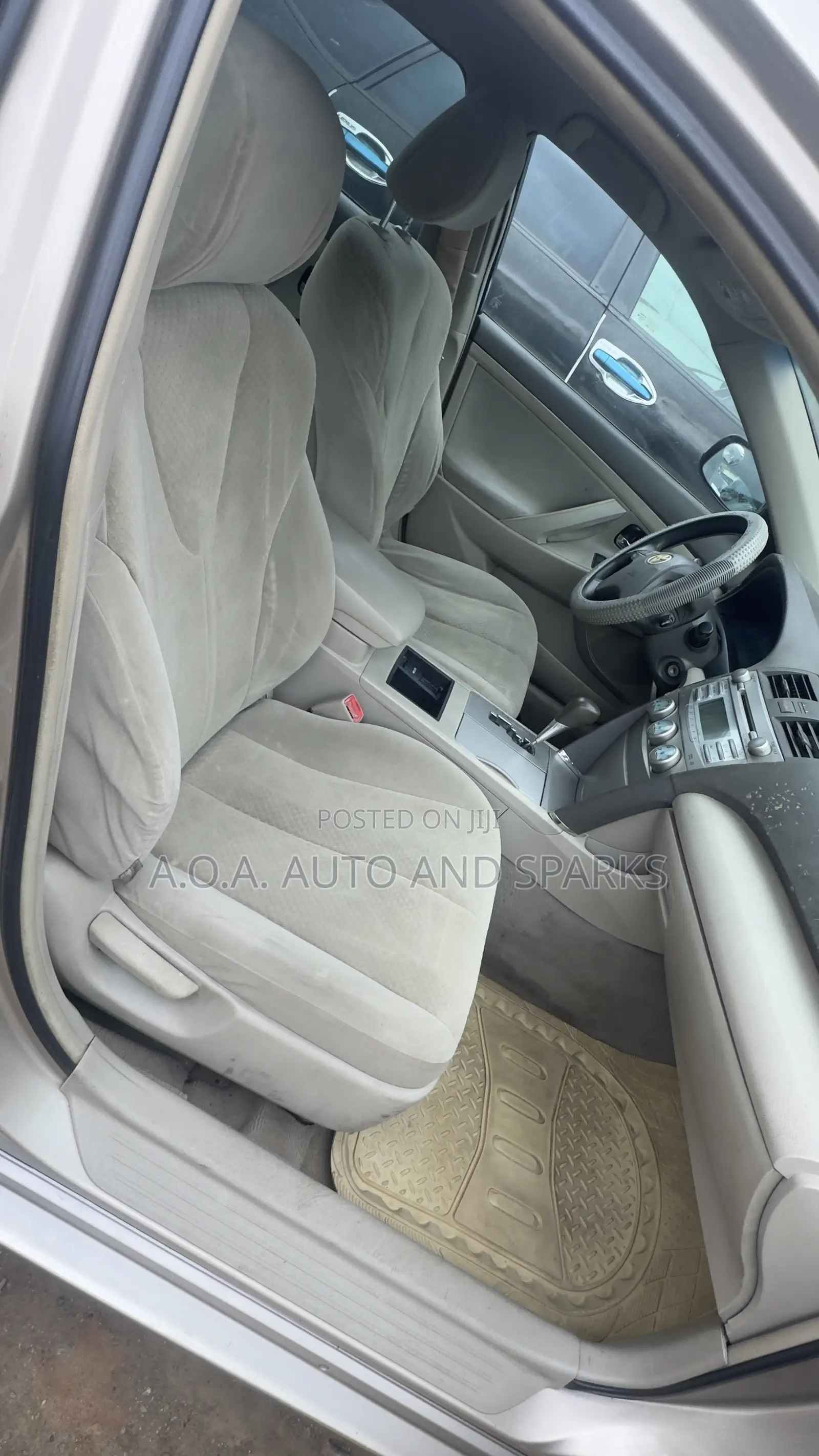 Toyota Camry 2008 Gold