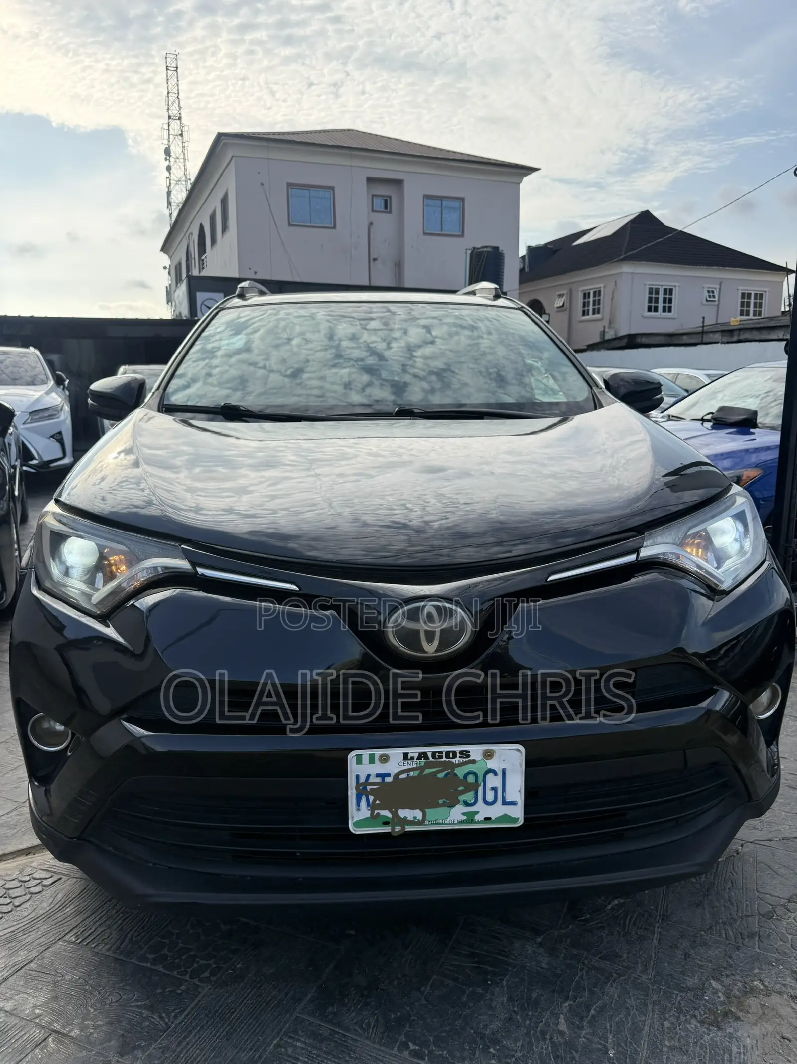 Toyota RAV4 XLE AWD (2.5L 4cyl 6A) 2017 Black