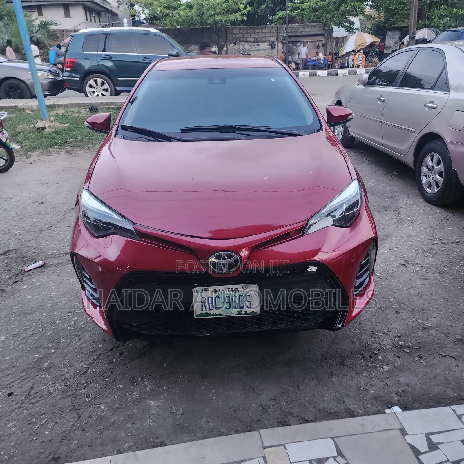 Toyota Corolla LE ECO 4dr Sedan (1.8L 4cyl CVT) 2017 Maroon