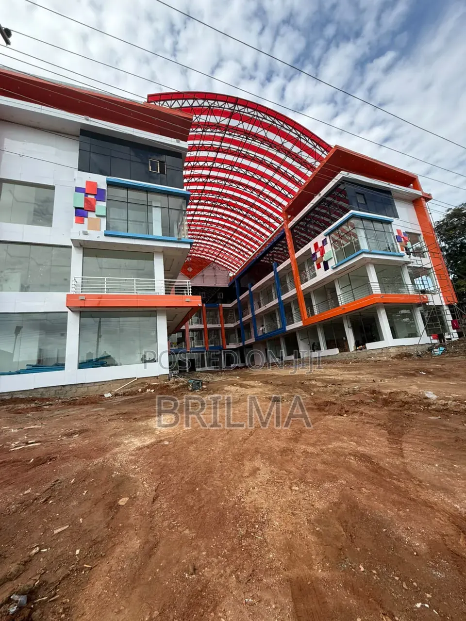Shop and Office Space in Gwarimpa for Sale