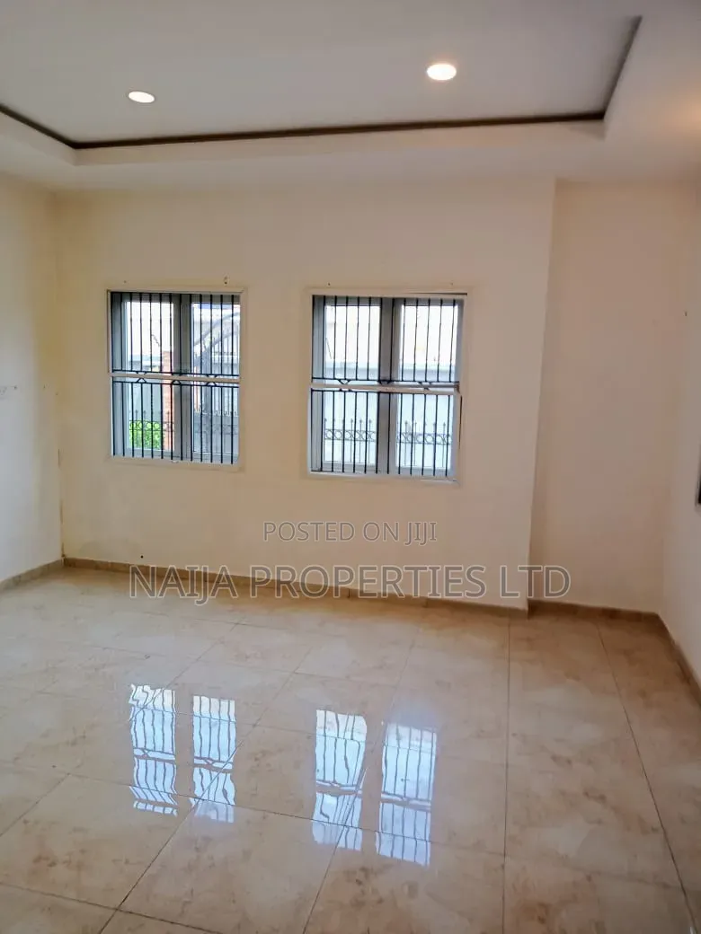 4bdrm Duplex in Lekki Scheme 2, Abraham Adesanya Estate for rent