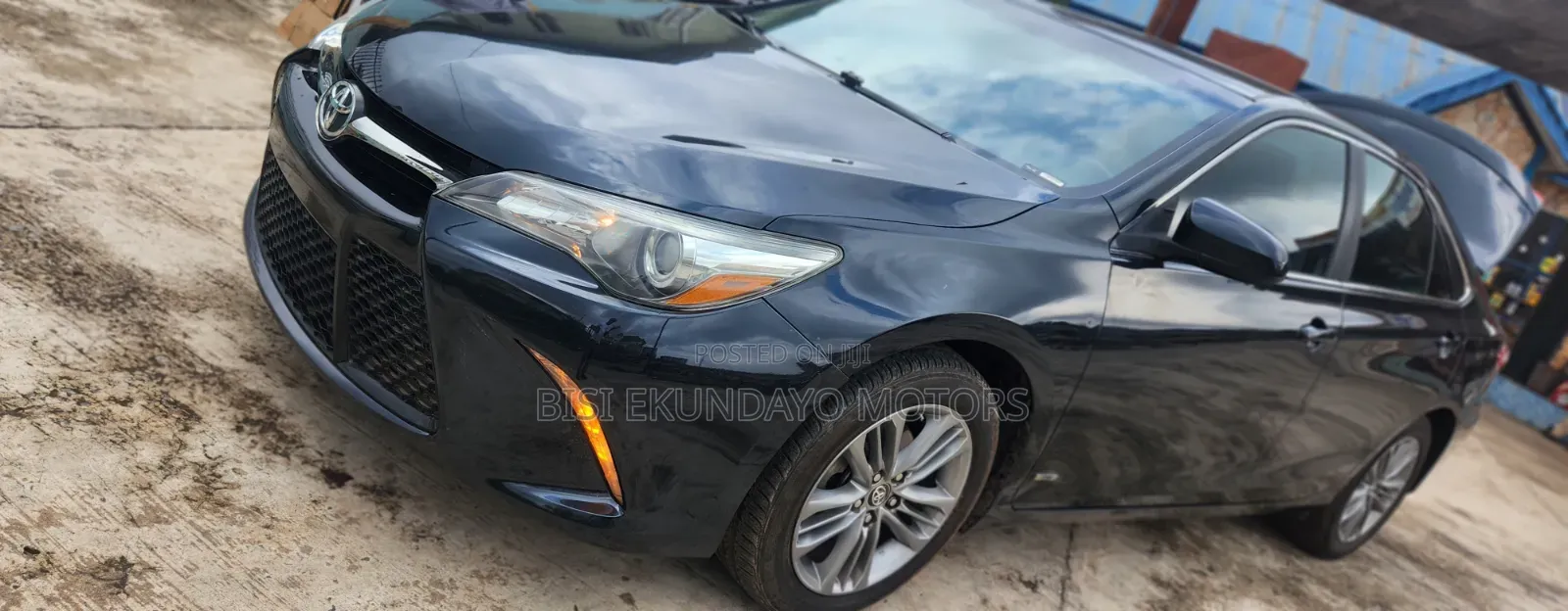 Toyota Camry SE 4dr Sedan (2.5L 4cyl 6A) 2015 Blue