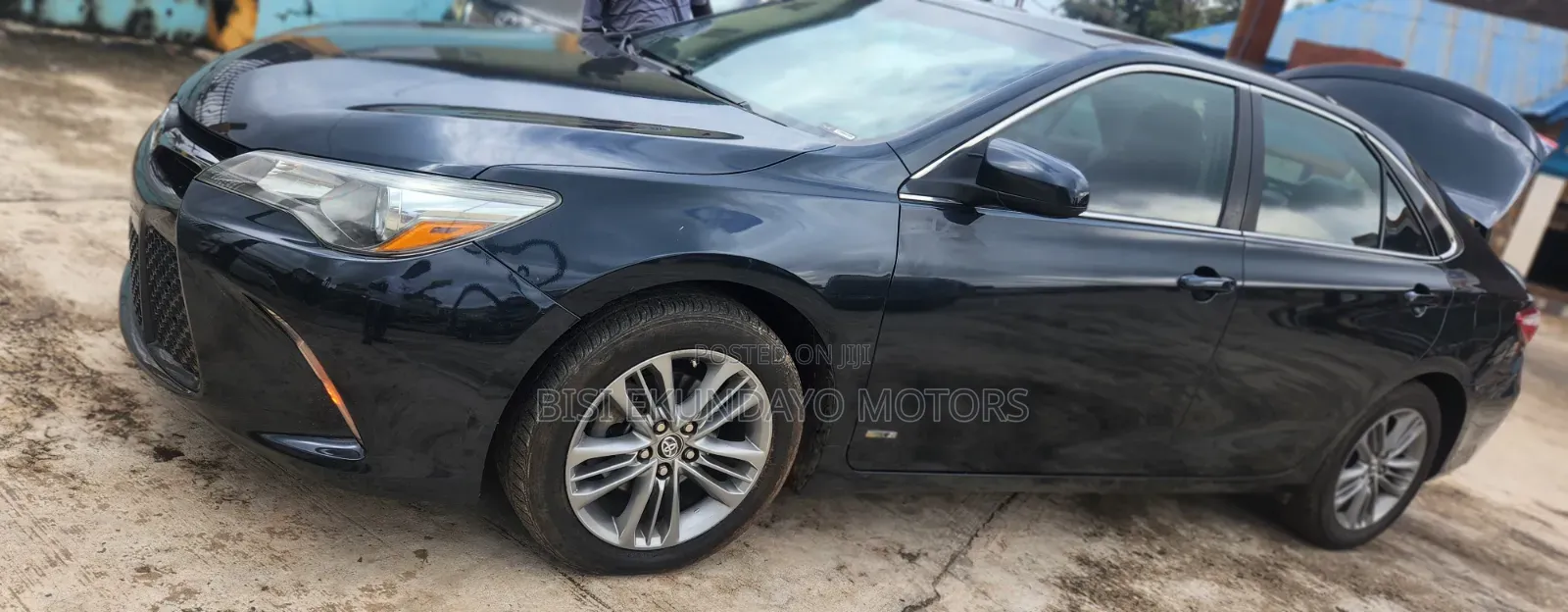Toyota Camry SE 4dr Sedan (2.5L 4cyl 6A) 2015 Blue