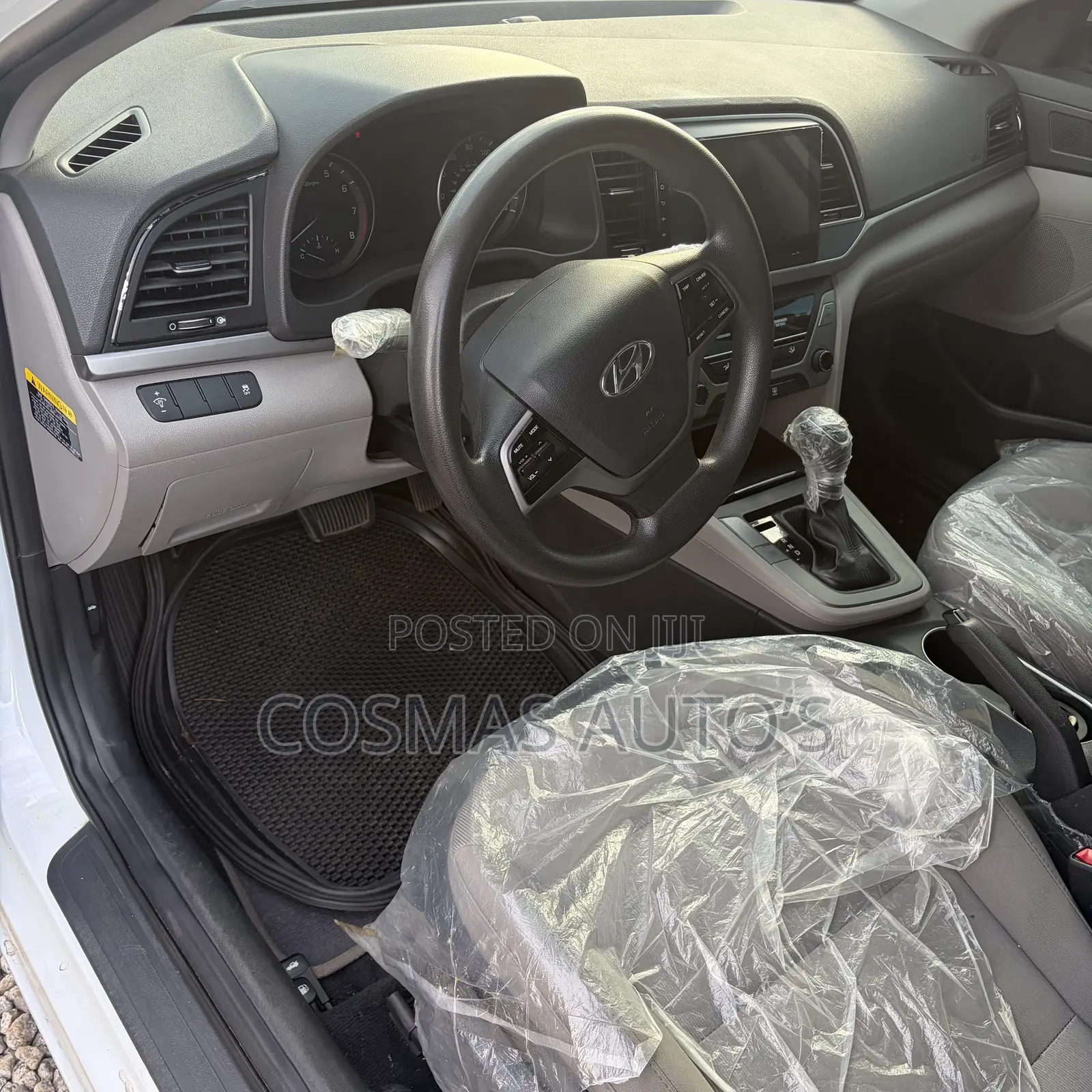 Hyundai Elantra 2017 White