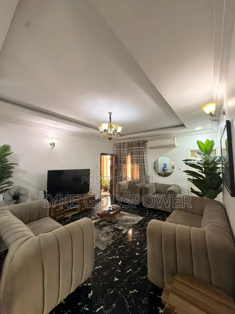 2bdrm Block of Flats in Cedacrest Hospital, Zone B for sale