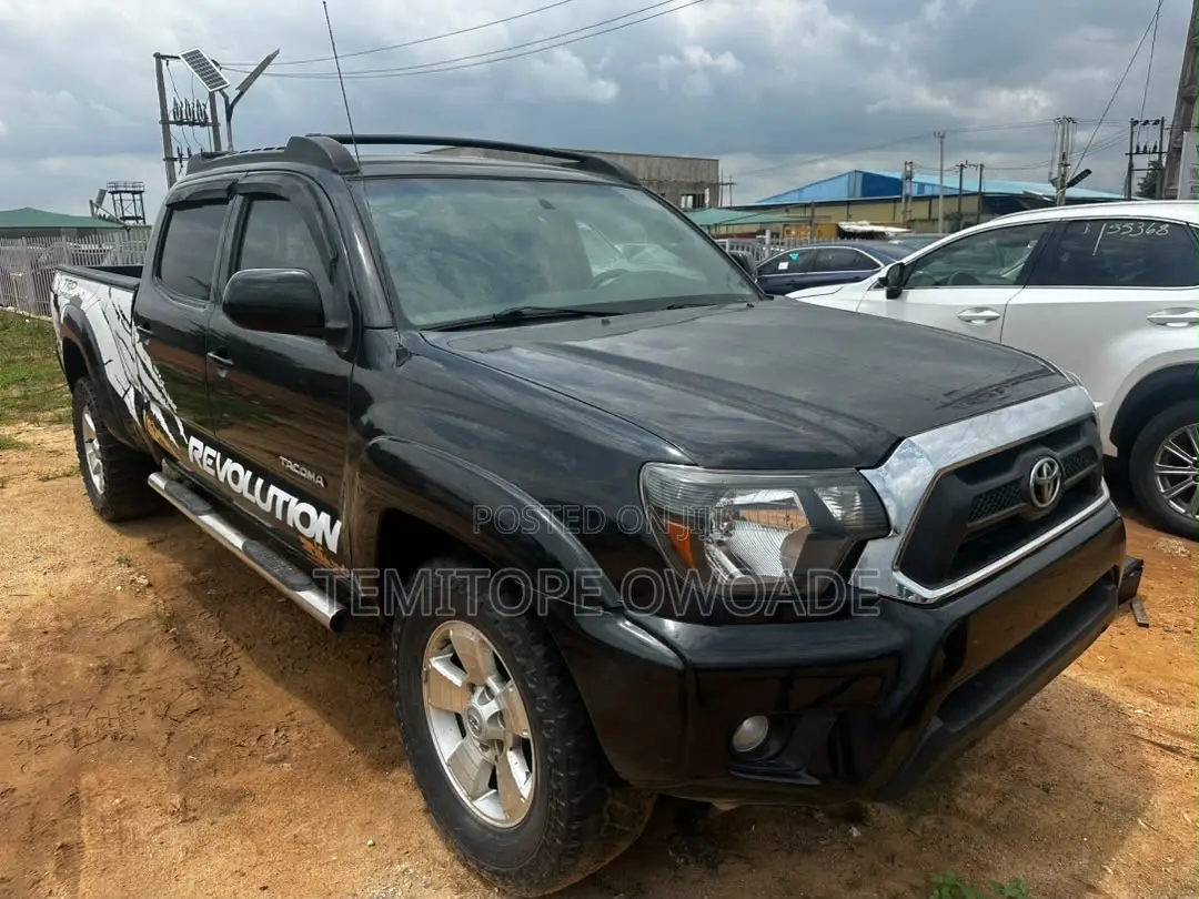 Toyota Tacoma PreRunner Access Cab 2012 Black