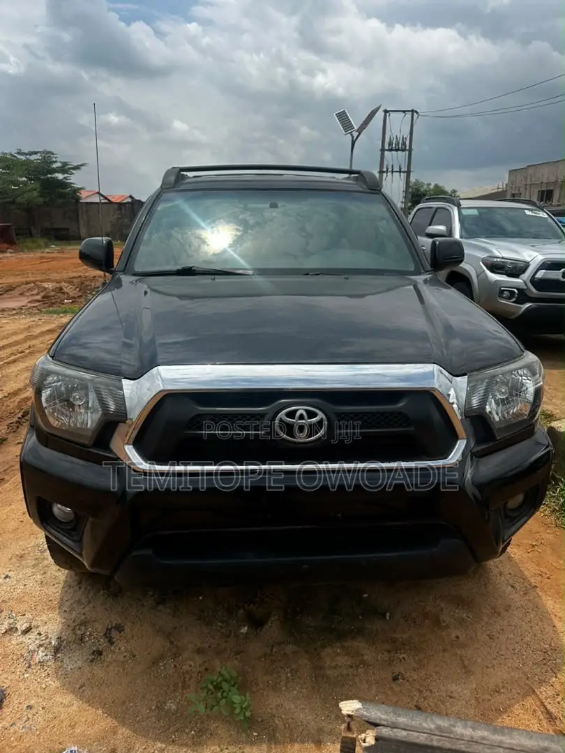 Toyota Tacoma PreRunner Access Cab 2012 Black