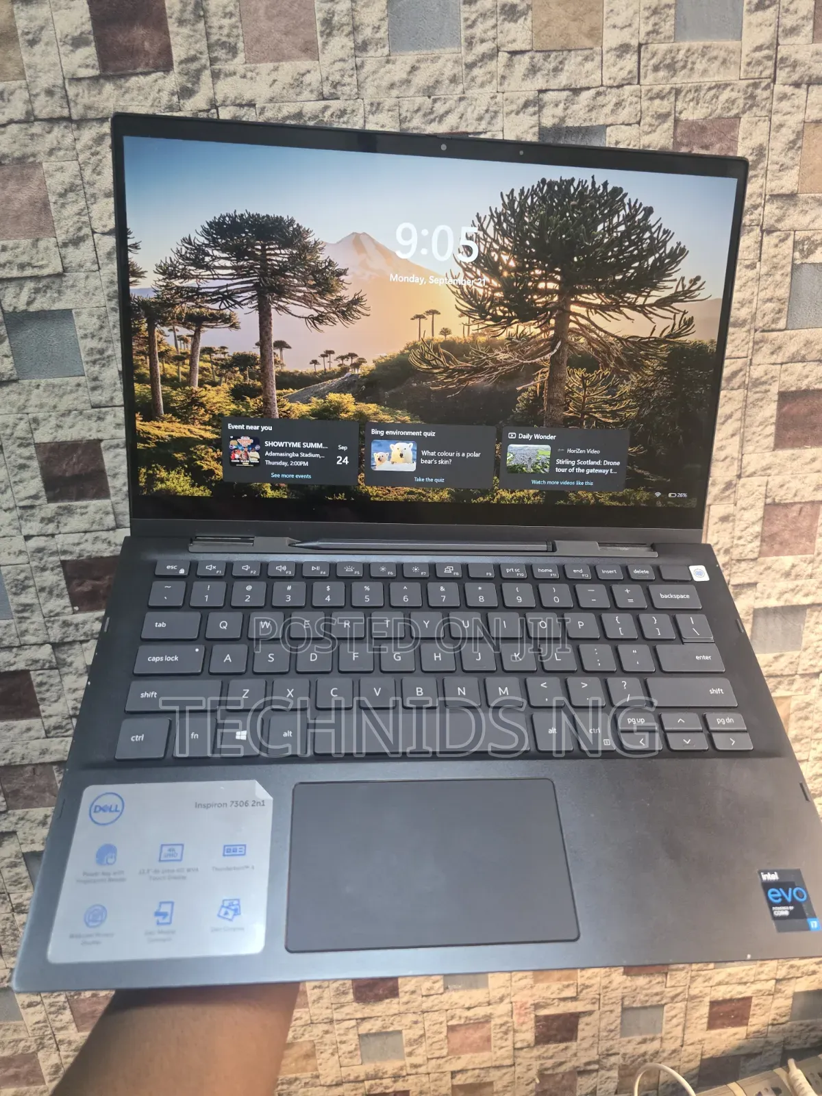 Laptop Dell Inspiron 13 7306 2-in-1 1GB Intel Core i7 SSD 512GB