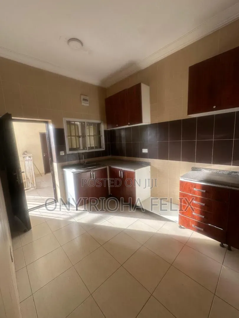 3bdrm Block of Flats in Life Camp Main for rent